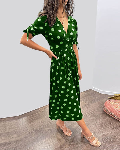 🌷Limited Time 53% OFF💞💃Deep V-neck polka-dot dress
