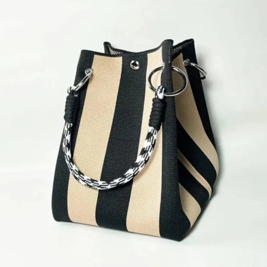 👜 Boho Striped Knit Bucket Handbag for Women – Handmade Summer Beach Shoulder Bag