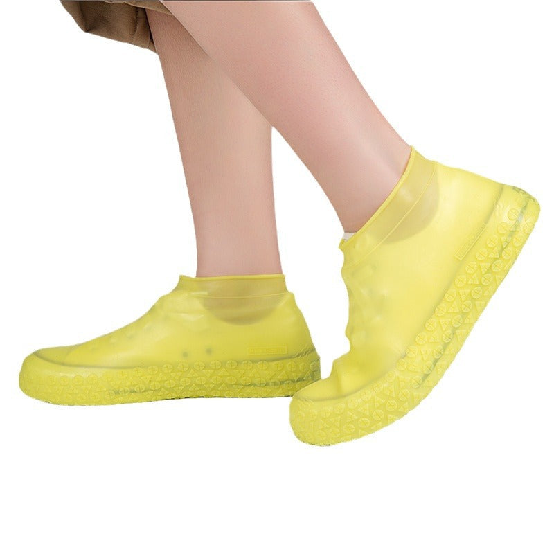 🖤Black Friday Sale:50% OFF🖤🔥 Stop Soaked Sneakers! Heavy-Duty Rain Shoe Covers – Anti-Slip & Fold Into Your Bag 🌧️