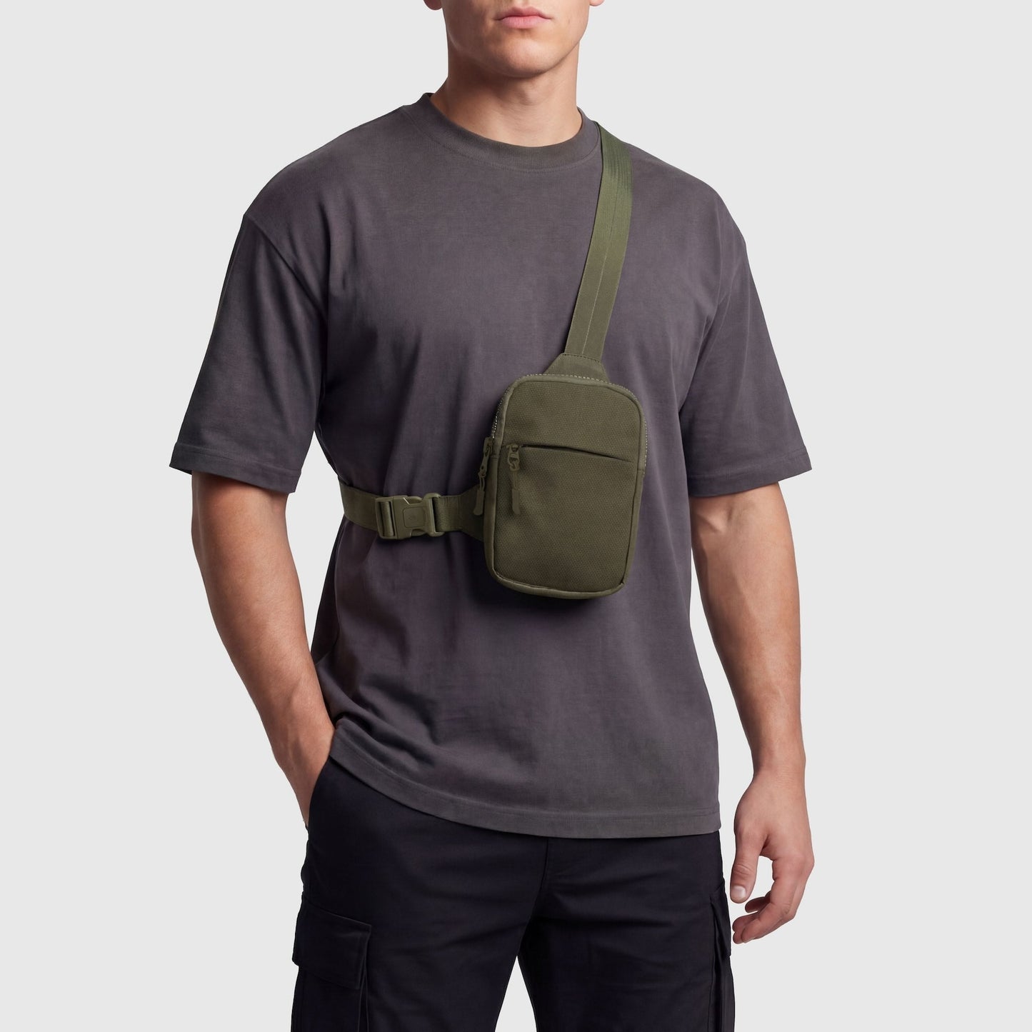 🎉50% OFF🎁Upgraded Travel Sling Bag 2.0 – Anti-Theft & 500D Durability