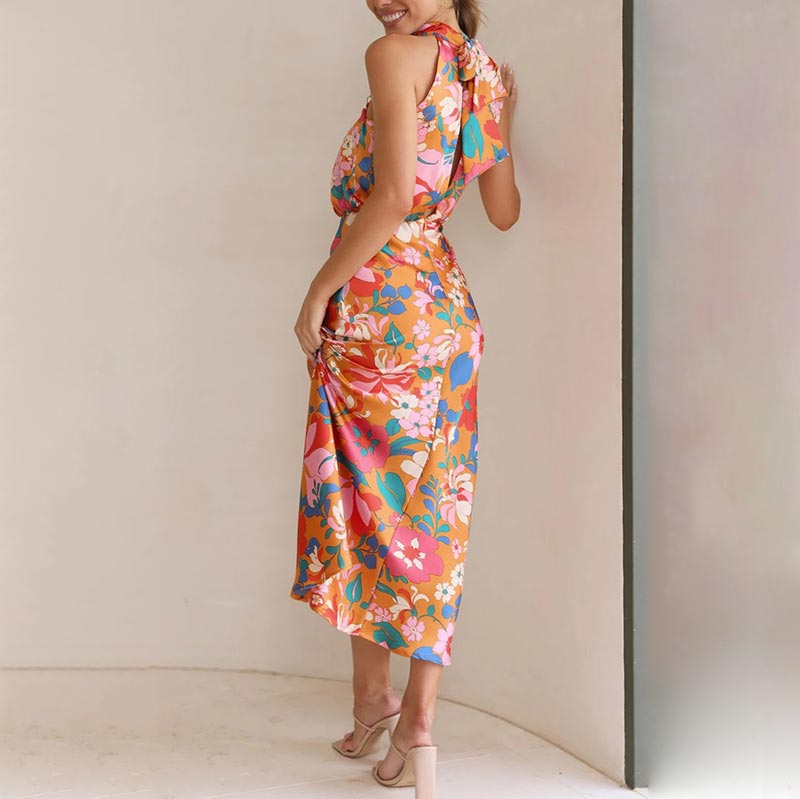 🌷Limited Time 67% OFF💞Love In The Garden Floral Halter Neck Elastic Waist Maxi Dress
