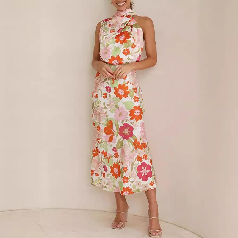 🌷Limited Time 67% OFF💞Love In The Garden Floral Halter Neck Elastic Waist Maxi Dress