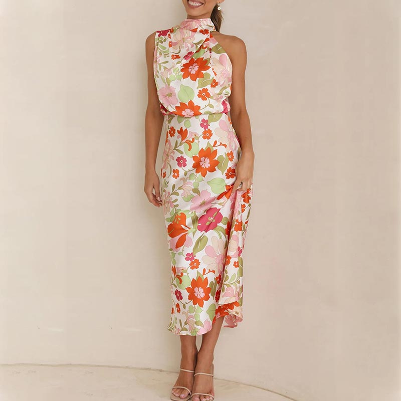 🌷Limited Time 67% OFF💞Love In The Garden Floral Halter Neck Elastic Waist Maxi Dress