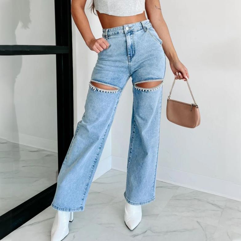 🔥Autumn new style 60% OFF🔥Women’s Rhinestone Ripped Straight-leg Jeans