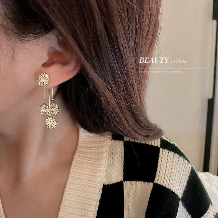 🎊Christmas sale - 61% Off🎊Jolieaprile 2024 Zircon Round Petal Earrings