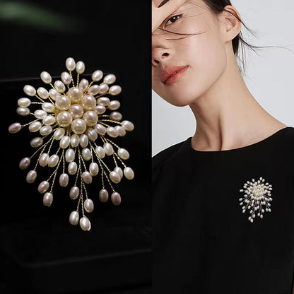 🎄【Christmas Carnival】🎁✨Ladies' high-end exquisite handmade pearl brooch