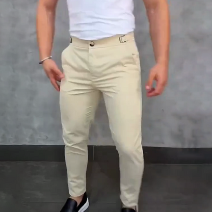 Pantaloni da uomo e allungamento