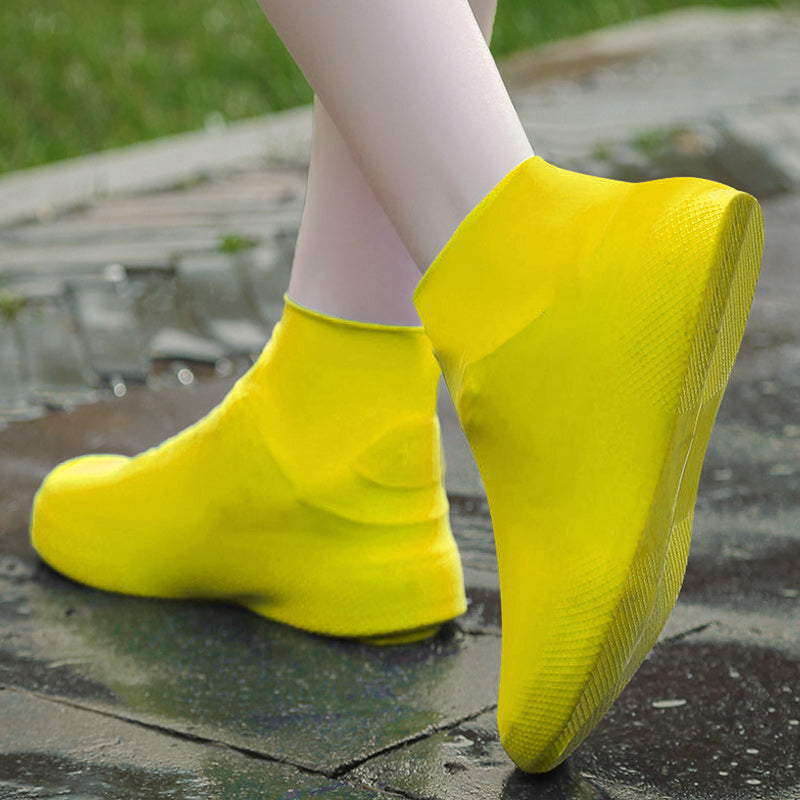 📢📢Buy 1 Get 1 Free⏰ Waterproof Rain Shoe Cover – Non-slip sole & easy on/off – Reusable, perfect for wet weather or muddy walks – fits most shoes, keeps feet dry 🌧️