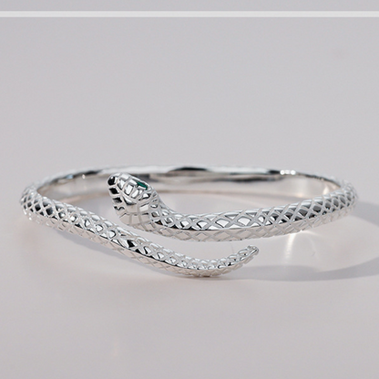 🎁2026 New Arrivals 50% OFF💥Vintage Snake Bangle Bracelet – Adjustable Open Cuff with Textured Scale Details & Green Eye Accents ✨