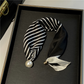 ✨ No-Tie Magnetic Pearl Clasp Scarf – Elegant Style & Effortless Comfort 🤍