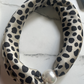 ✨ No-Tie Magnetic Pearl Clasp Scarf – Elegant Style & Effortless Comfort 🤍