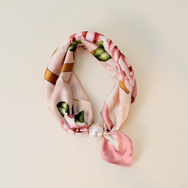 ✨ No-Tie Magnetic Pearl Clasp Scarf – Elegant Style & Effortless Comfort 🤍