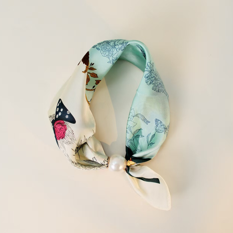 ✨ No-Tie Magnetic Pearl Clasp Scarf – Elegant Style & Effortless Comfort 🤍